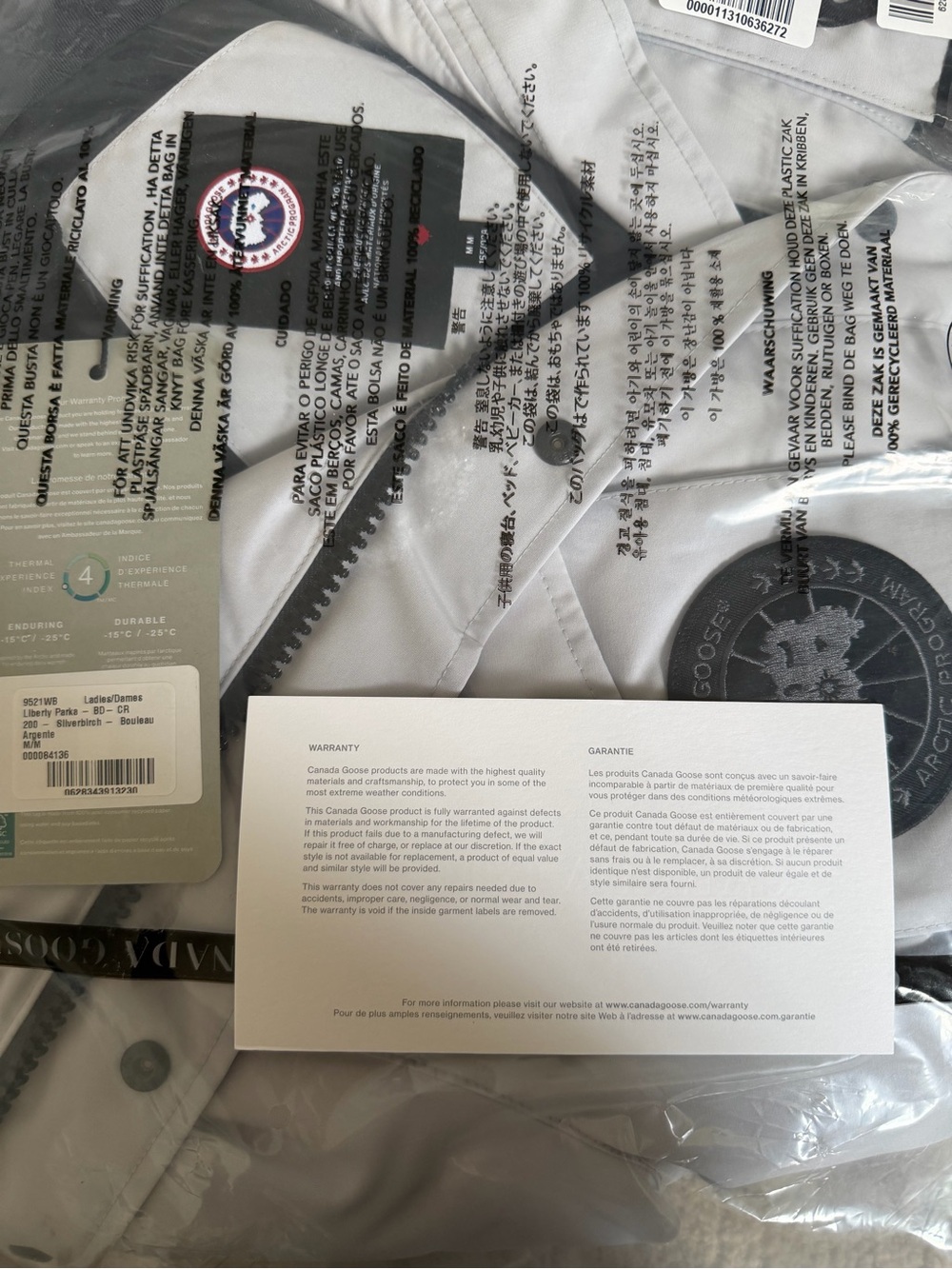 NWT Canada Goose Liberty Parka Black Label Silverbirch Size M Winter Jacket - Picture 2 of 6